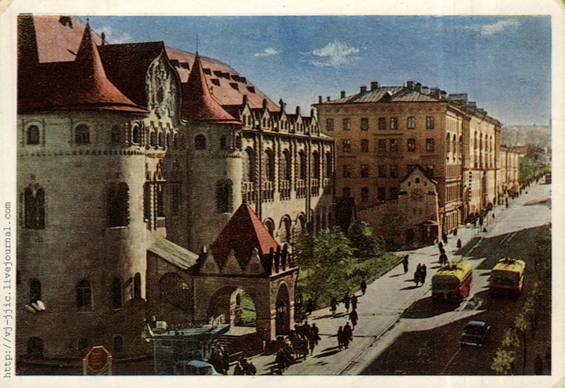In Soviet times. The building of the regional office of the State Bank. Photo by I. Petkov