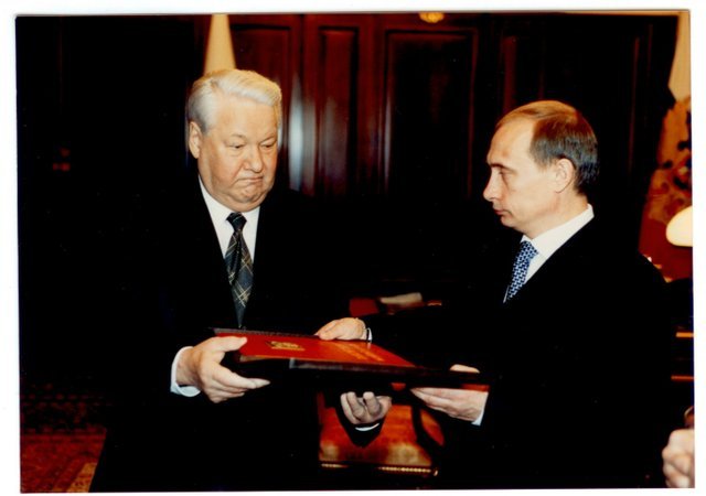 A Historic Moment: The Transfer of State Power from Yeltsin to Putin