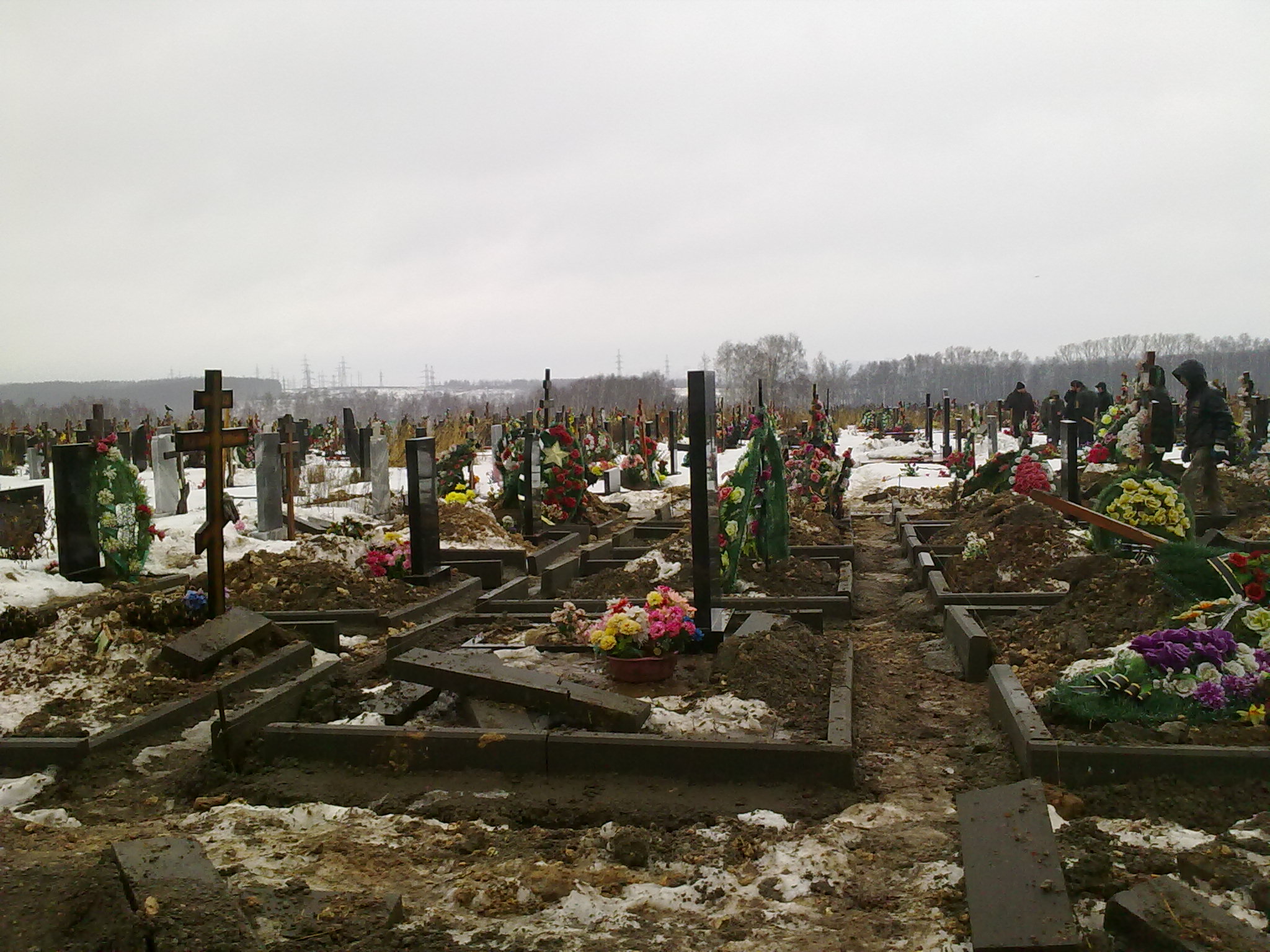 The cemetery in Fedyakovo , 5 Dec. 2011