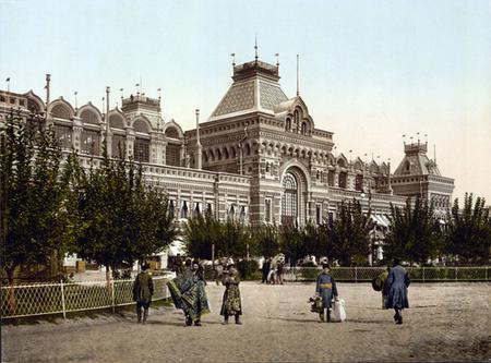 From the Strelka to the fair
