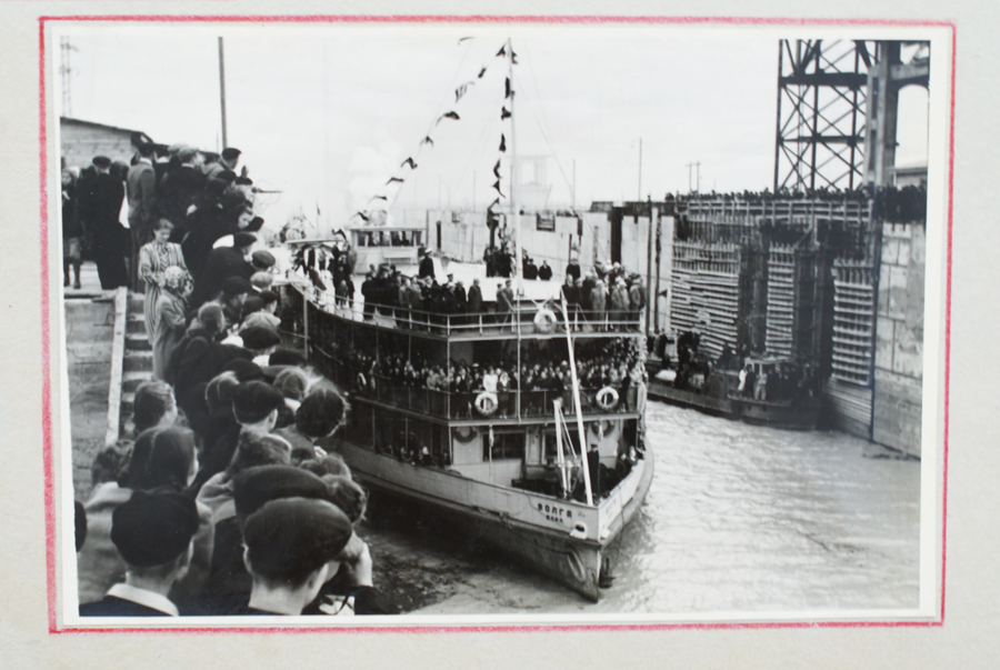 Opening of navigation through Lock No. 14 and the bypass channel. In a ceremonial atmosphere, the flagship steamship Volga, with guests and construction workers aboard, entered the