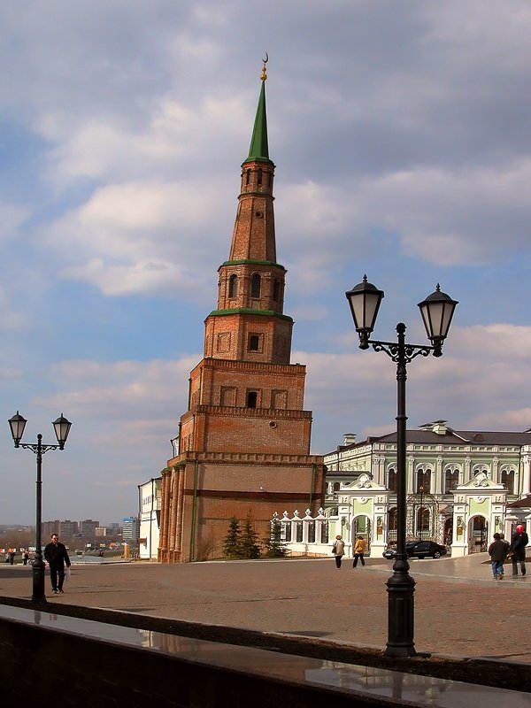 The Leaning Tower of Syuyumbike