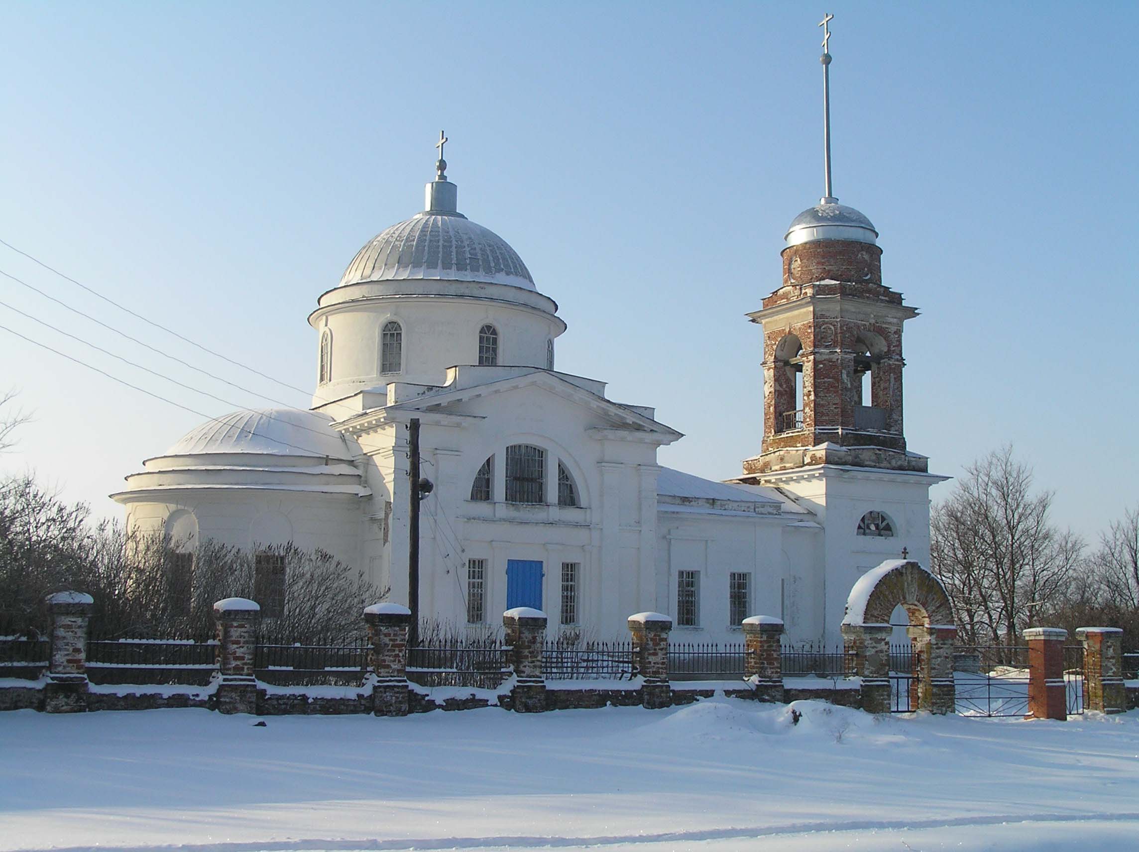 The Church of the Nativity (1830) in the village of Bykovka