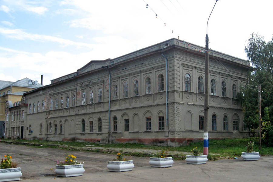 Дореволюционные административные здания