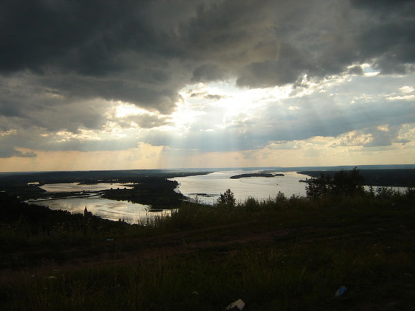 View of the Volga from the Isadskoye landslide amphitheatre