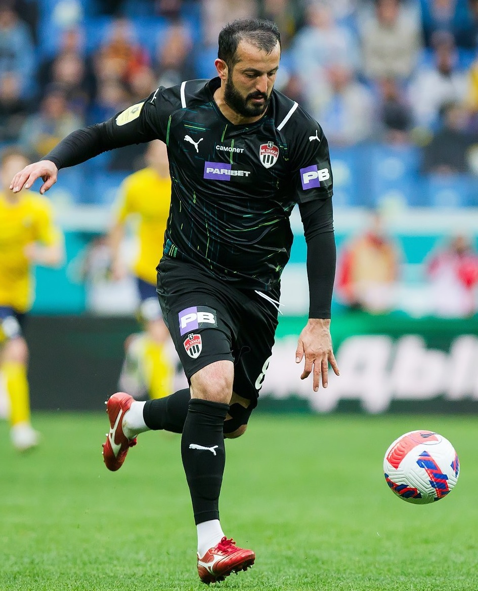Григалава Гиа Александрович в матче FC Khimki против FC Rostov