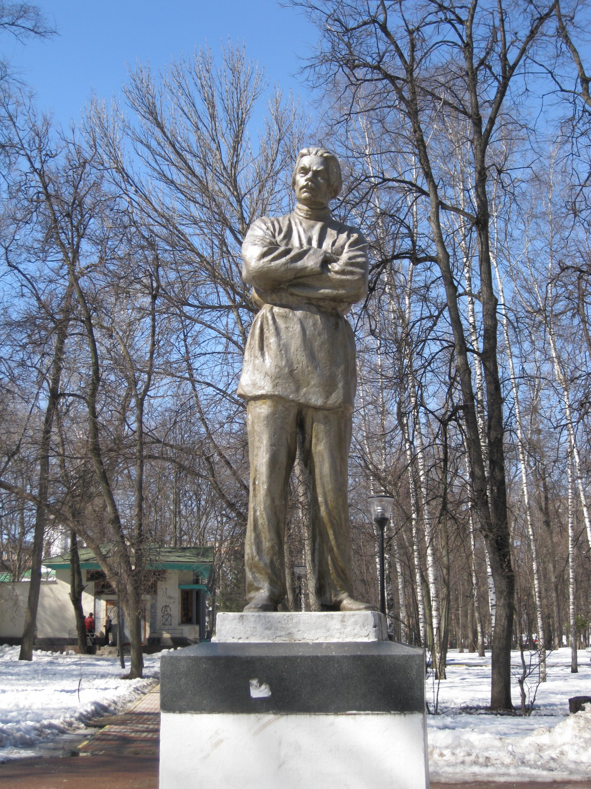 Monument to Maxim Gorky in the park