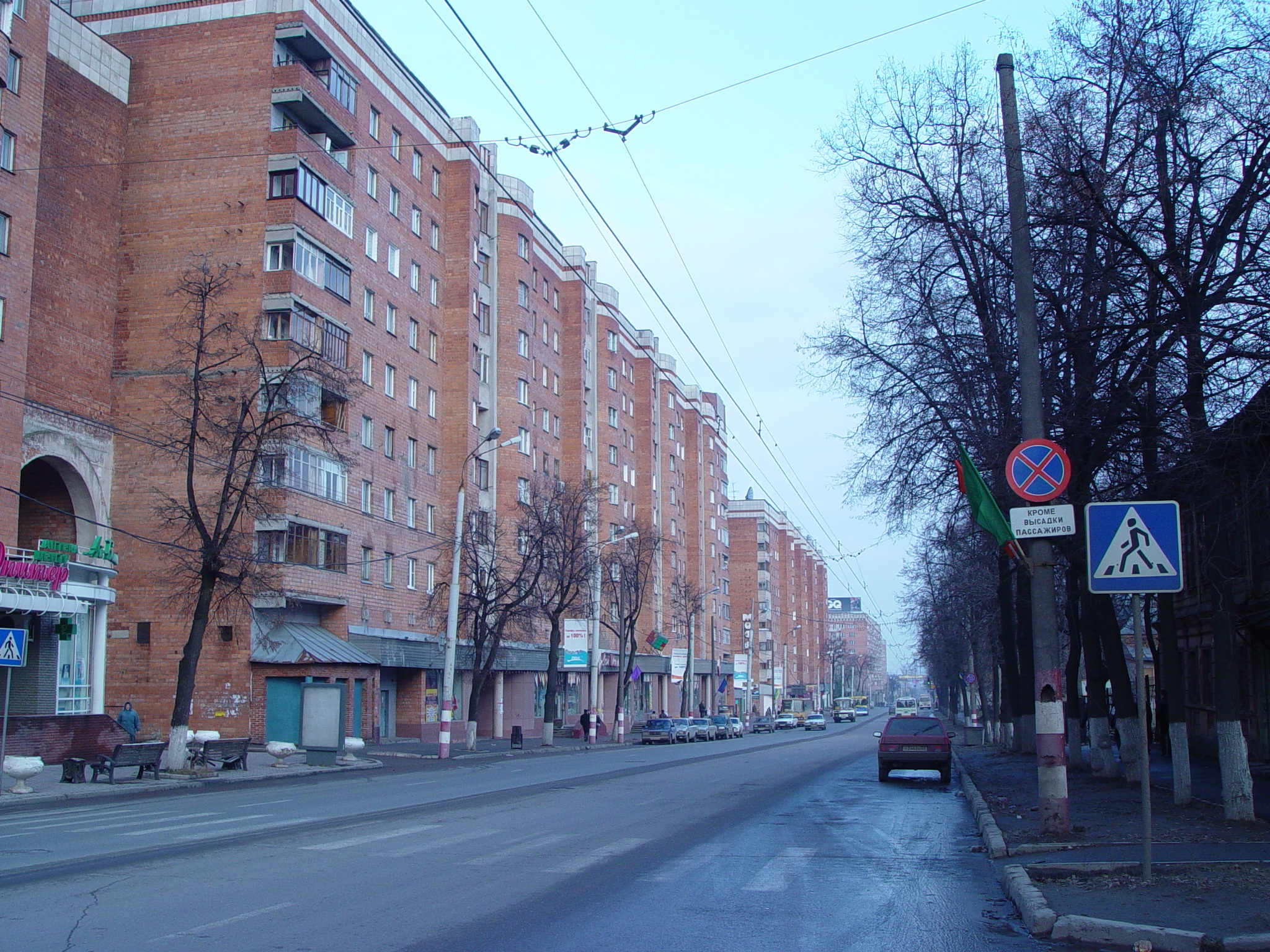 Gorky Street, the "Chinese (Kremlin) Wall" neighborhoods