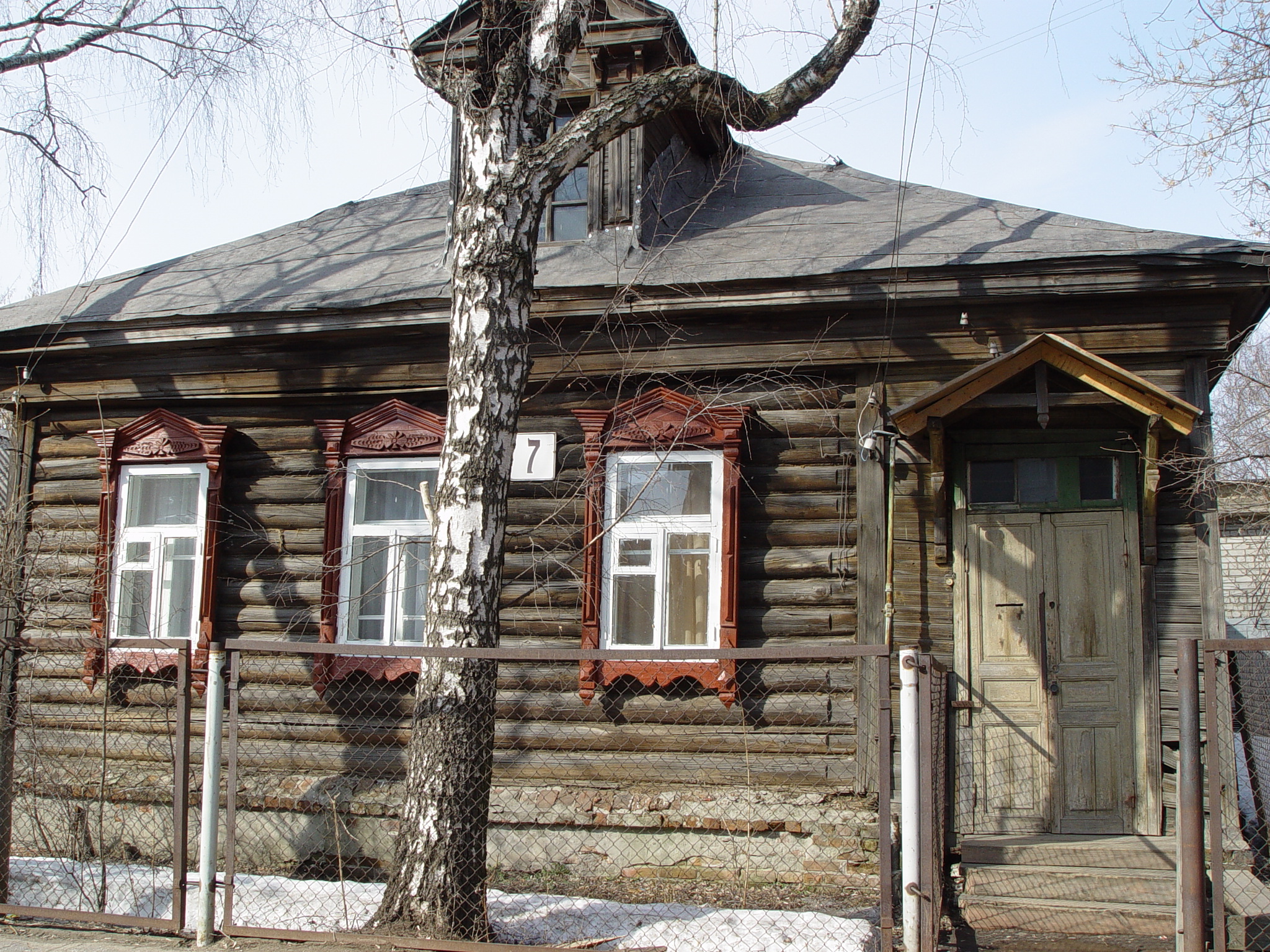 Grebeshok, building 7