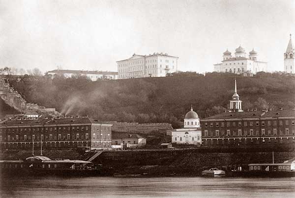 View of the Military Governor's Palace and the Transfiguration Cathedral of the Kremlin from the Volga River . 1880s. Photo by Karelin