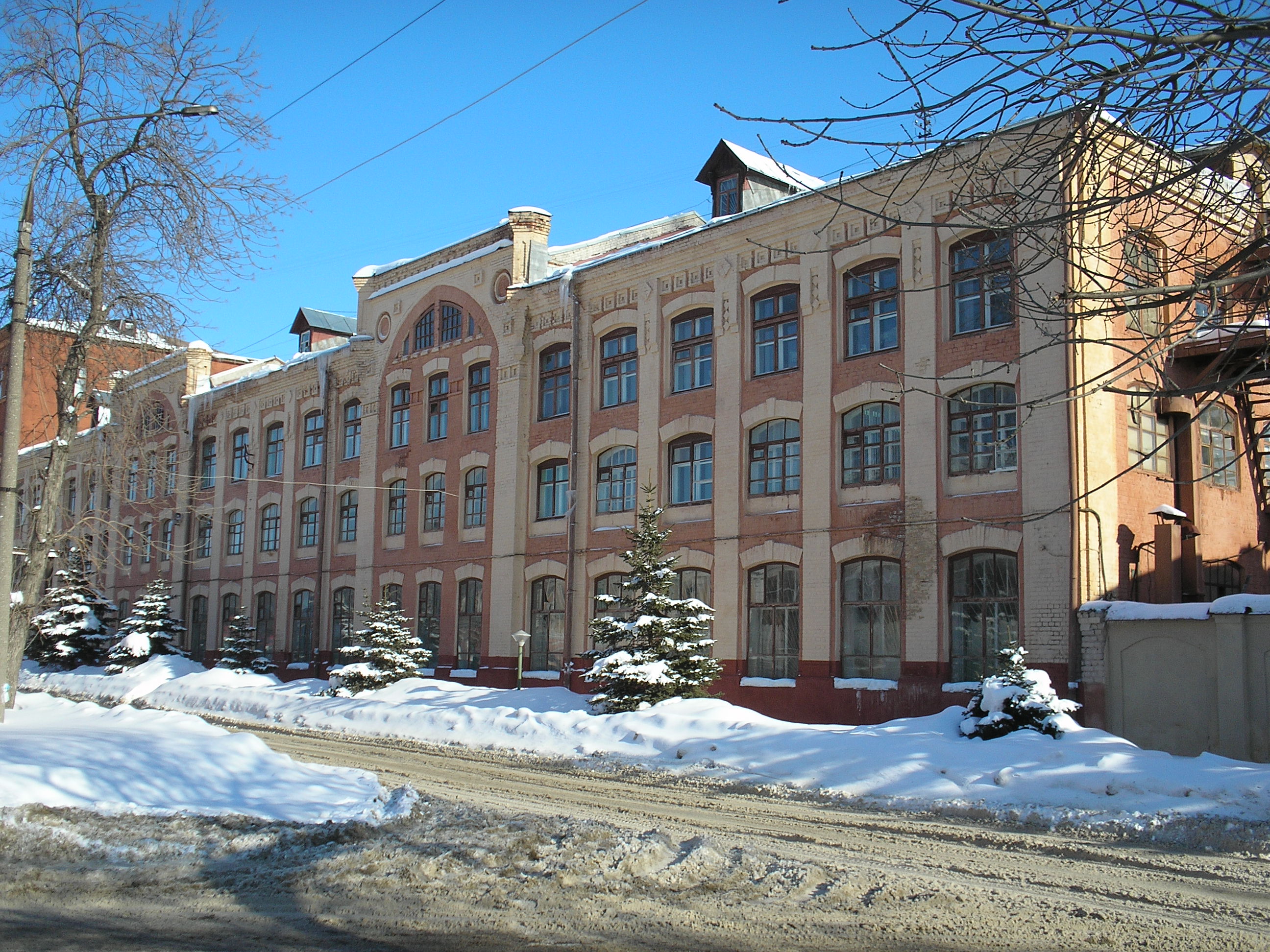1 Barrikad St