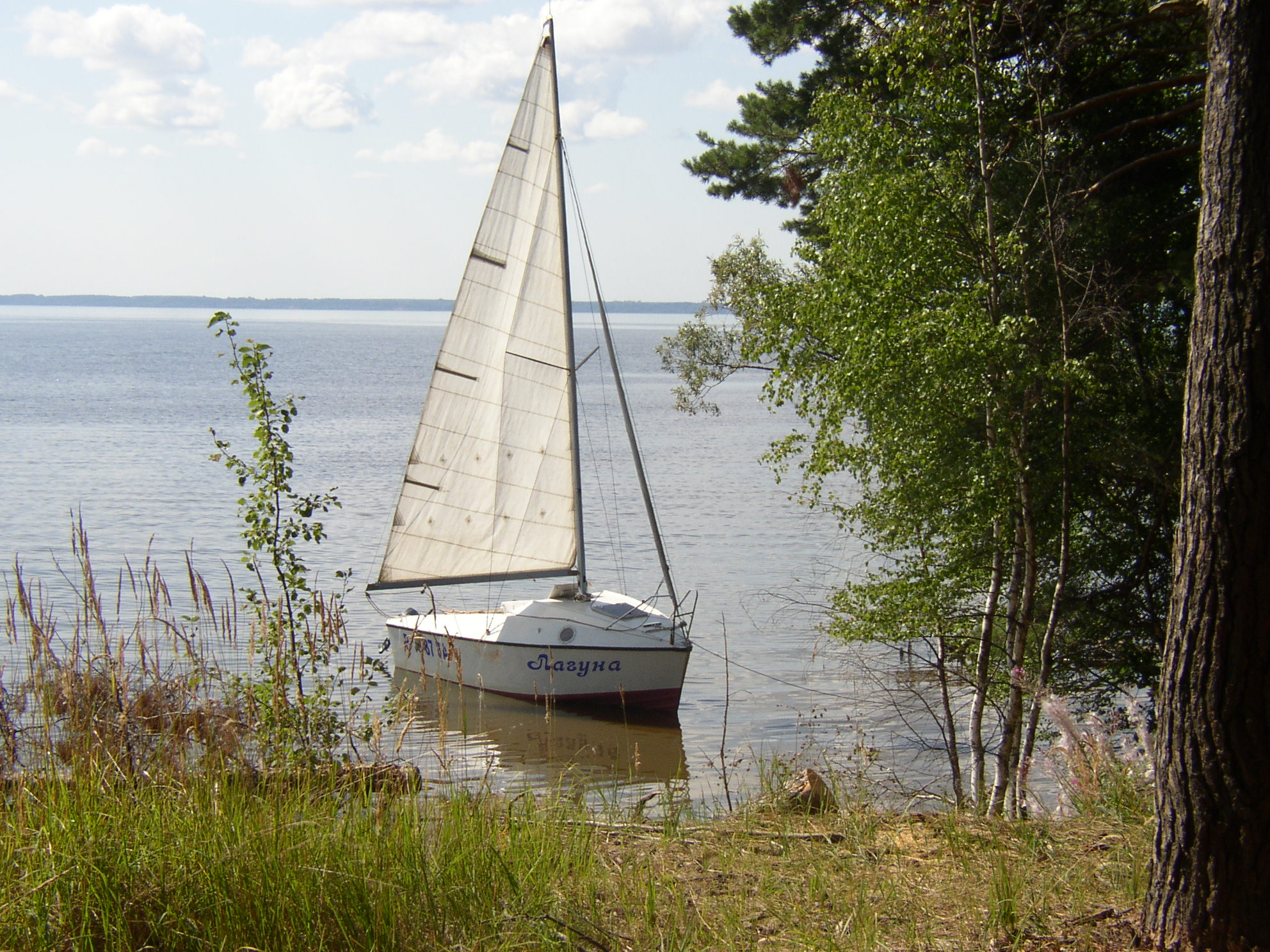 A day off on the yacht "Laguna" on the Gorky Sea!