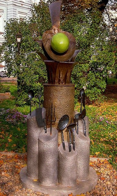 The "Spoon of Taste" Monument