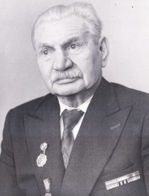 Михаил Леонтьевич Мельников