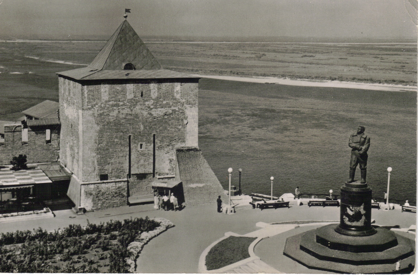 The Kremlin Tower, the Chkalov Monument during the Soviet era