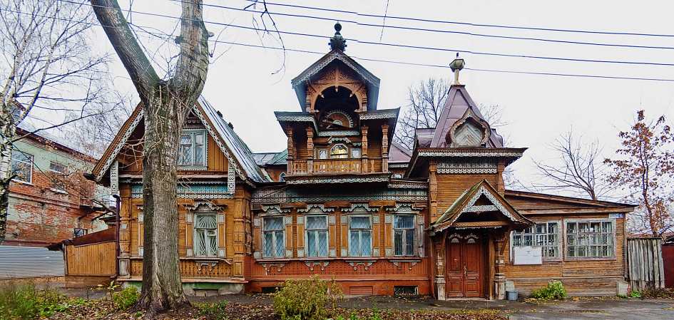 A typical unusual house in the Center
