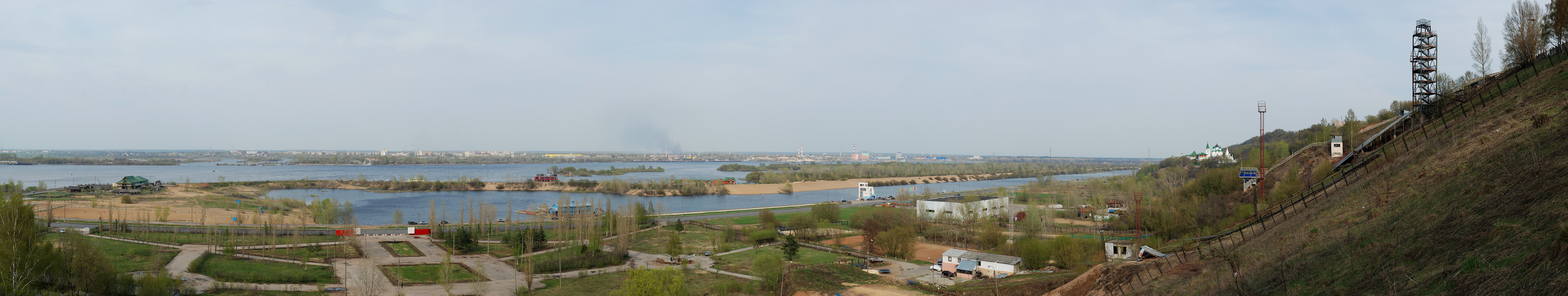 Panoramic view of Nizhegorodsky District from the Rowing Canal to Voznesenskiy Pecherskiy Muzhskoy Monastery