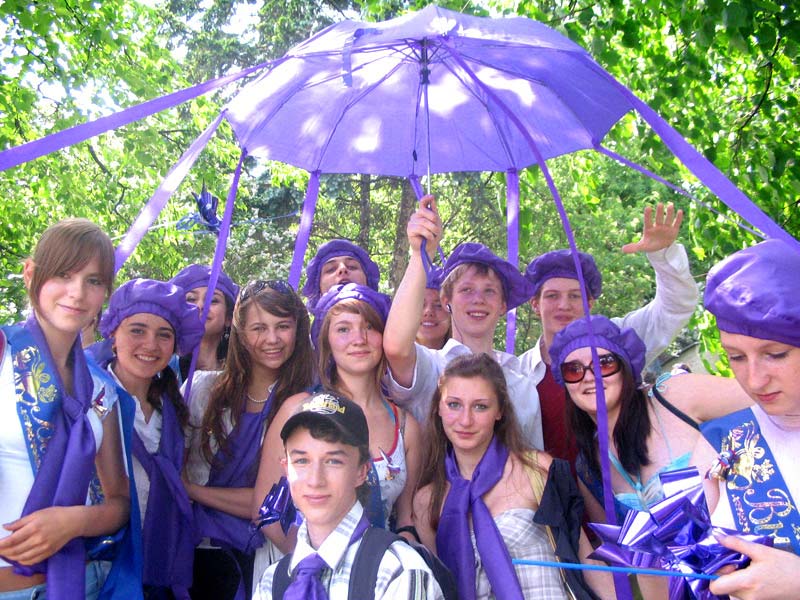 NAASh students at the traditional Nizhny Novgorod Graduates' Parade