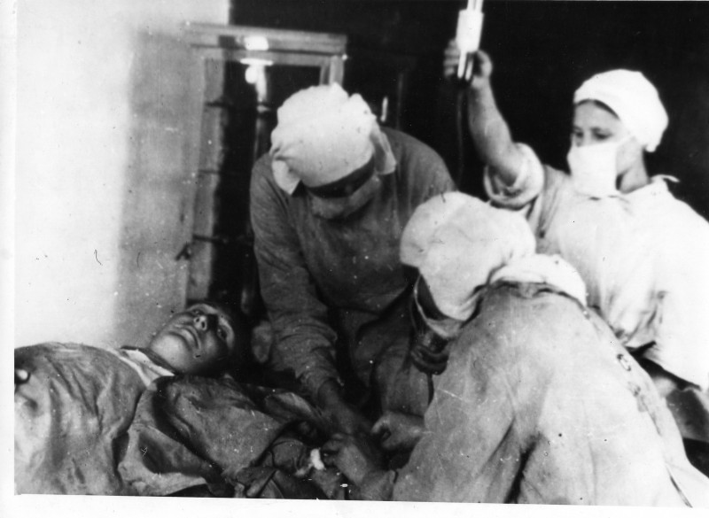 A blood transfusion for a wounded man