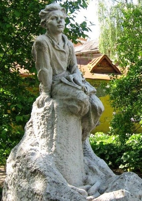 Alyosha Peshkov Monument