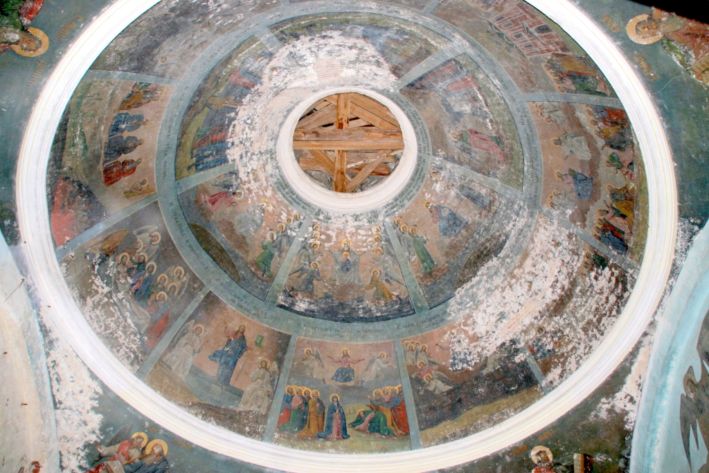 Pokrov-Maydan. Frescoes of the Church of the Intercession.)