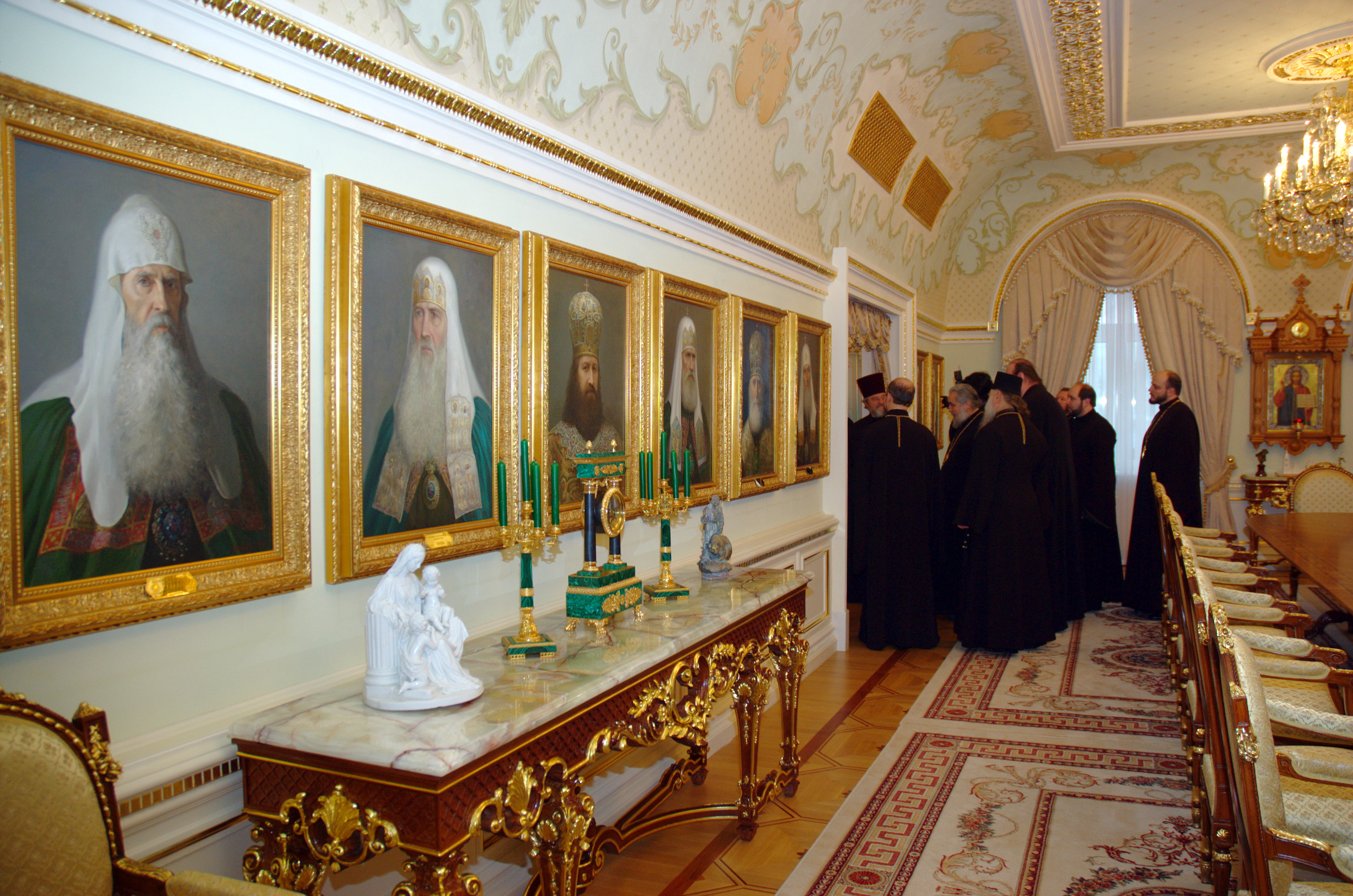 Portraits of the primates of the ROC. The Patriarch's residence in Peredelkino