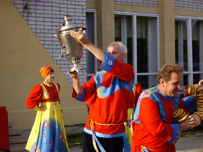 Ethnic dances in Purekh