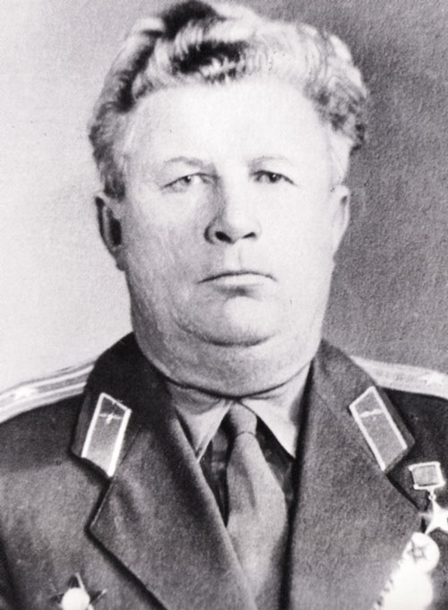 Петр Иванович Шавурин