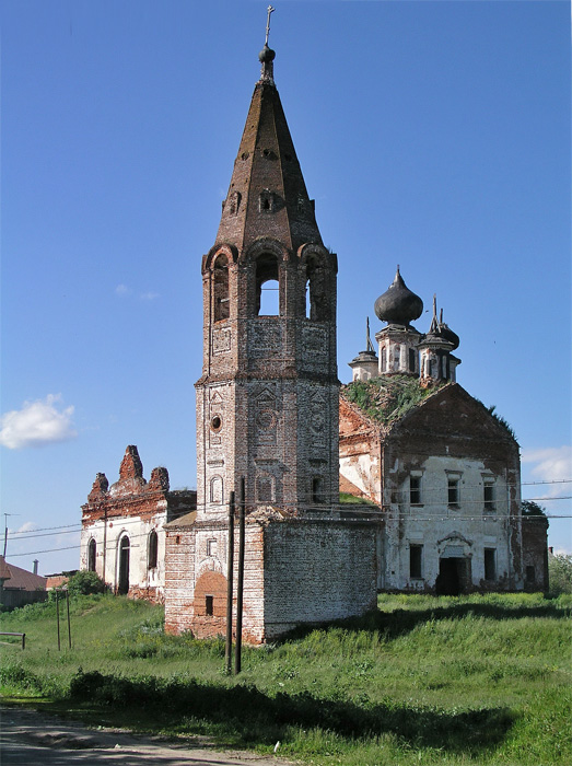 Church of St. Nicholas the Wonderworker in Kamenki , Bogorodsky District