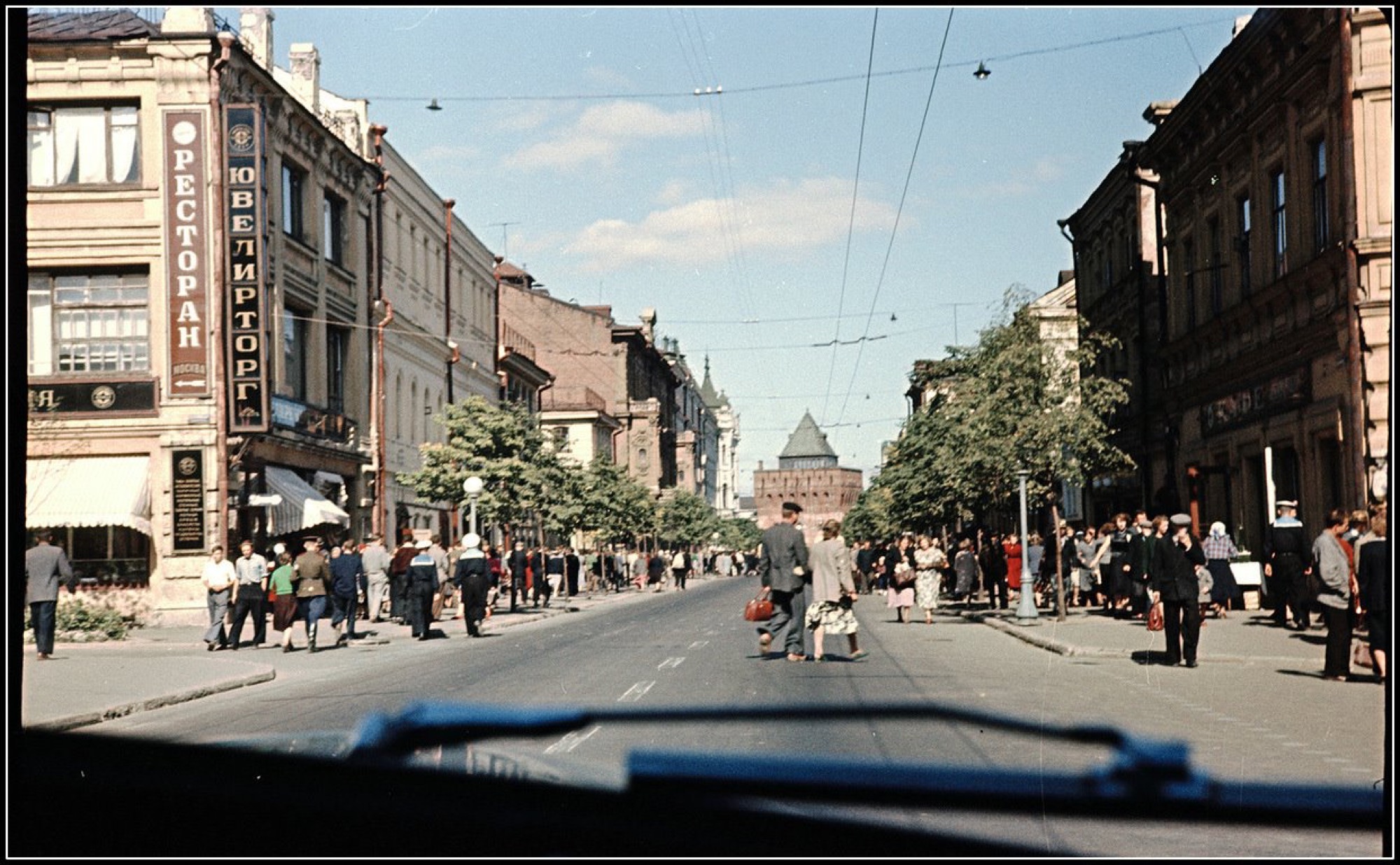 Улица Свердлова, вид на кремль. Горький, 1960-е годы