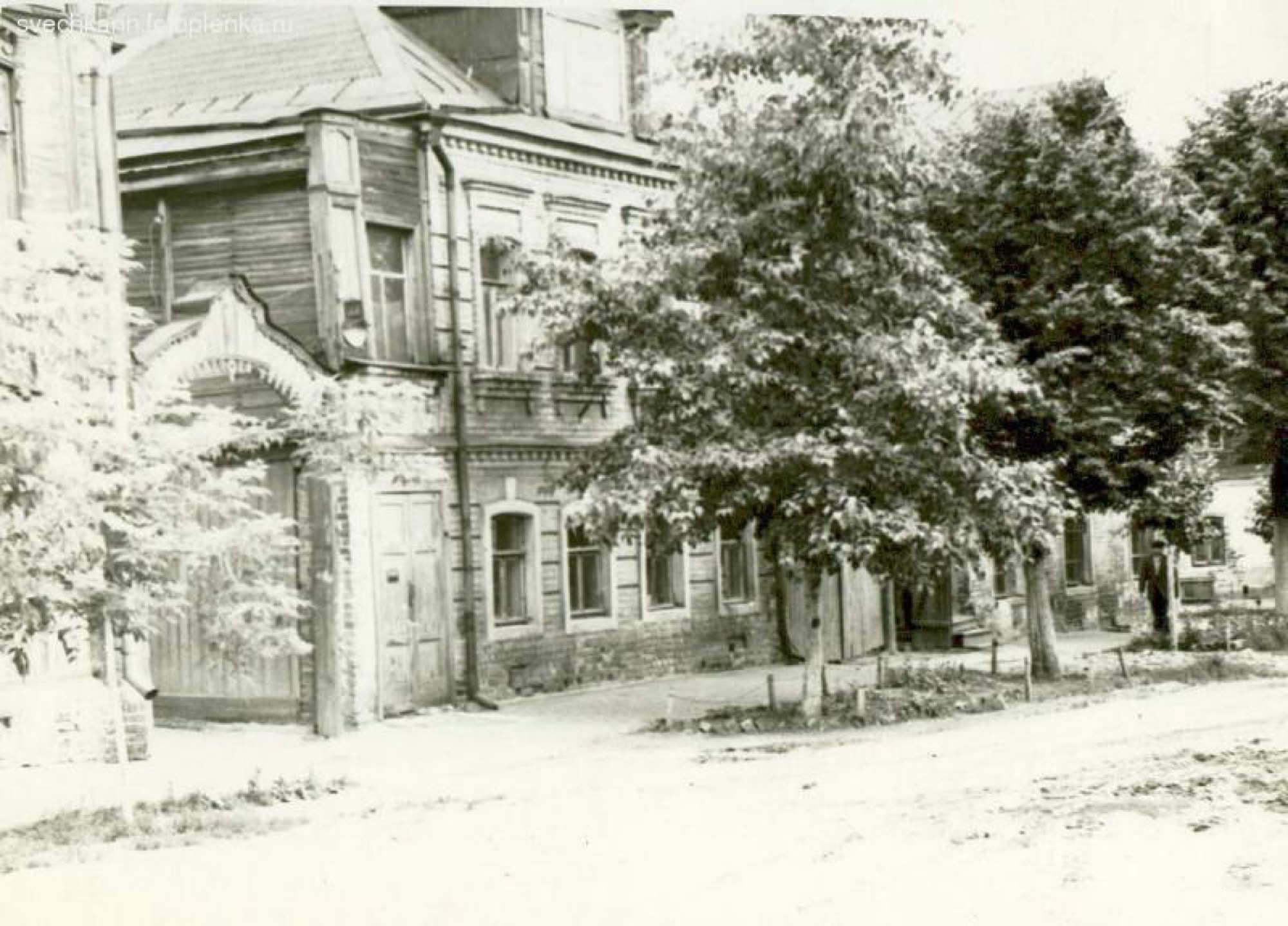 historic wooden buildings
