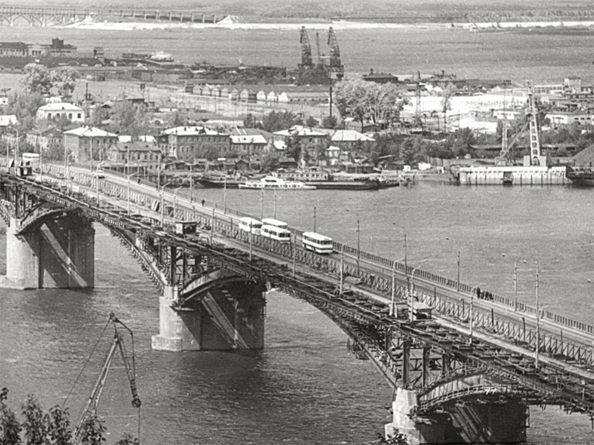 Kanavinsky Bridge