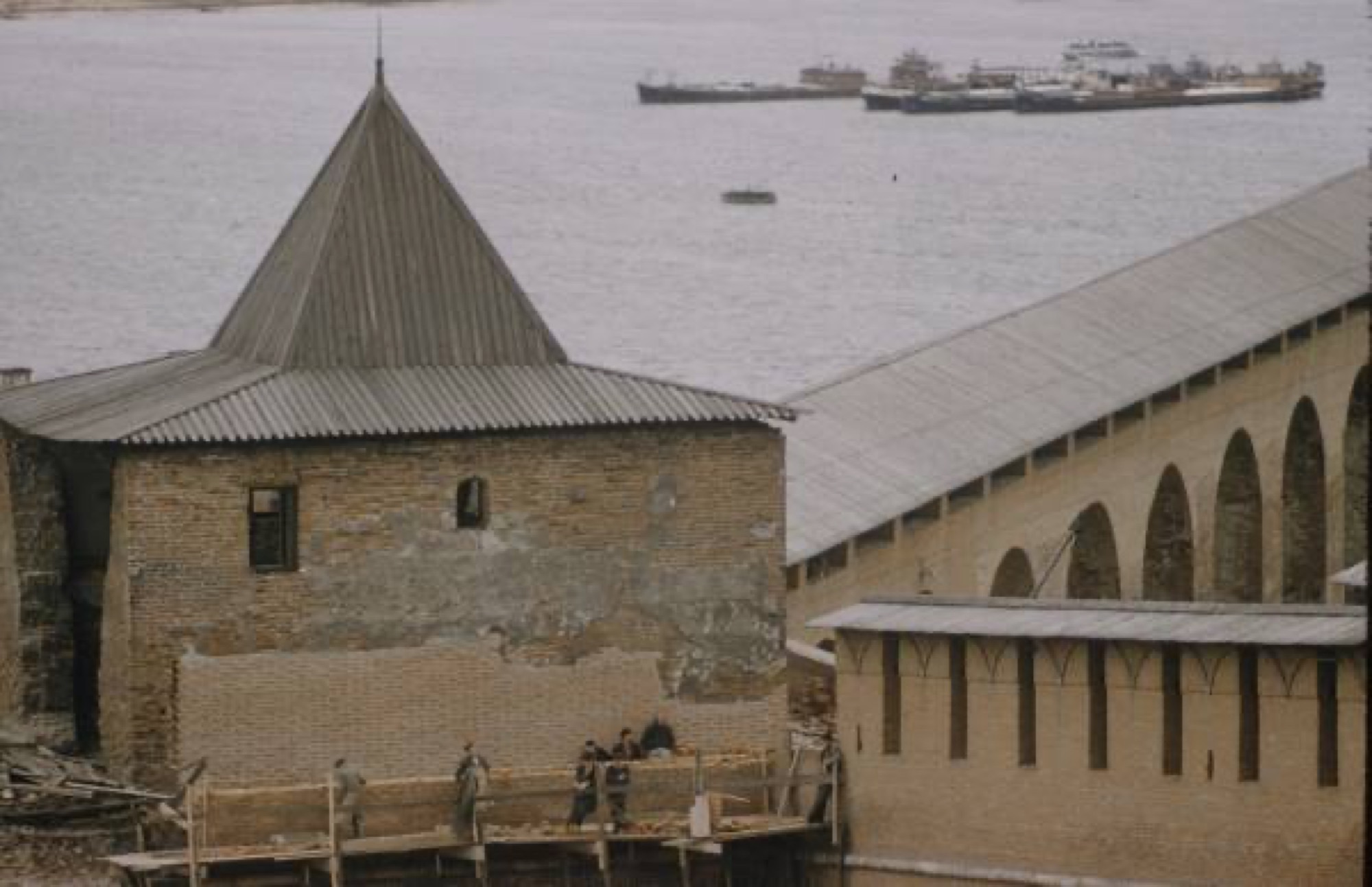 Kremlin restoration, tower, view of the Volga, 1960s
