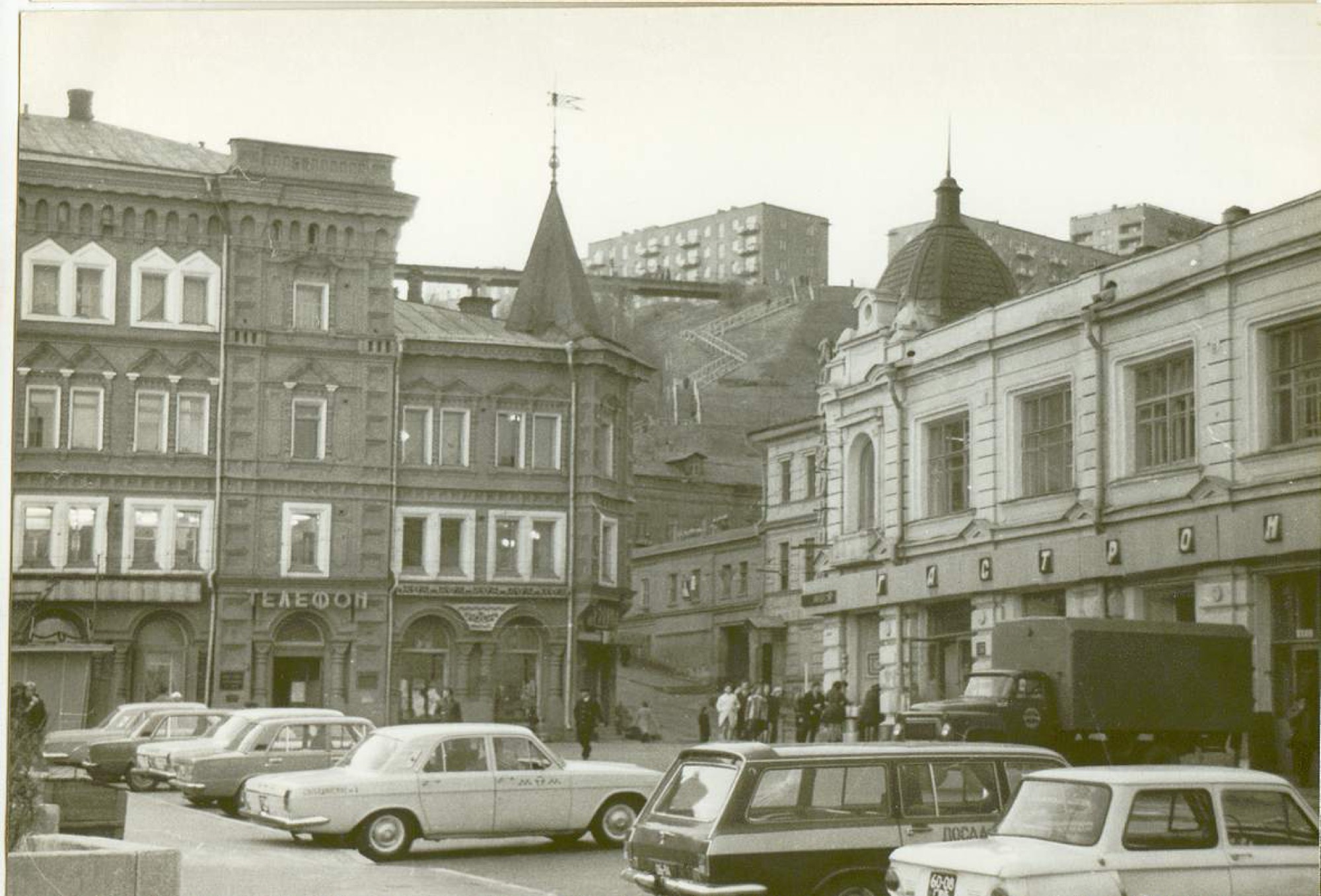 Площадь Минина и начало Большой Покровской. Горький, 1970-е годы