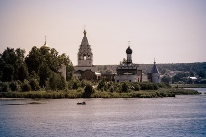 Островоезерский монастырь
