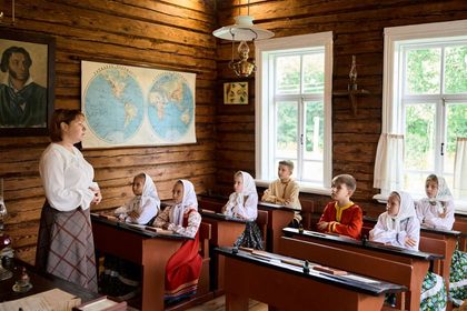 Интерьер музея-заповедника «Болдино», школьный класс