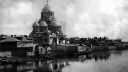 Улица Щербакова у Спасо-Преображенского храма