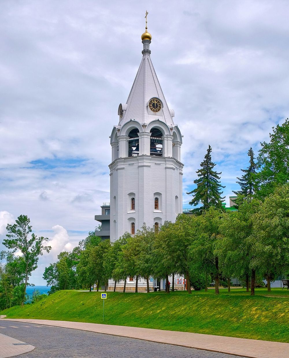Спасо-Преображенская колокольня в Нижегородском кремле