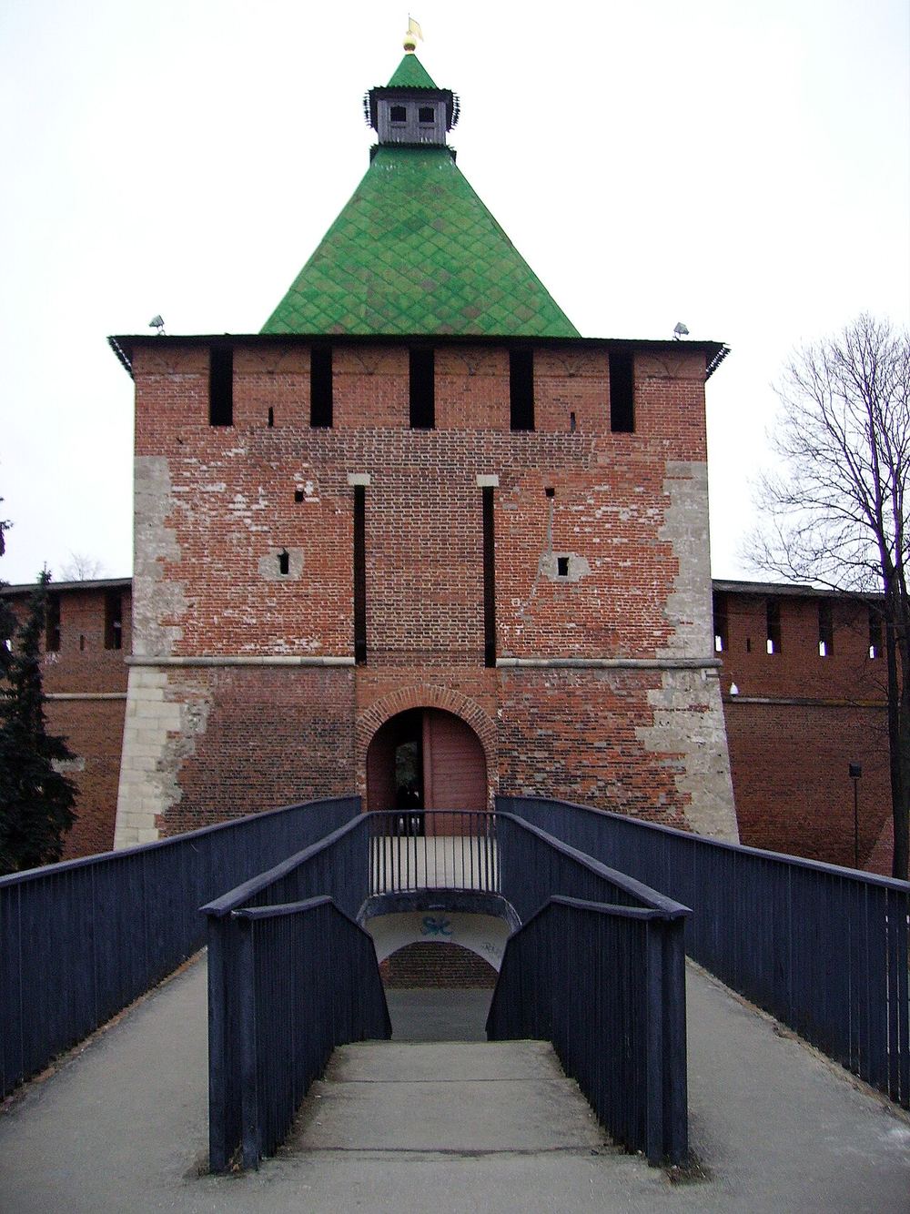 Никольская башня Нижегородского кремля. Фото: Алексей Белобородов, CC BY-SA 3.0