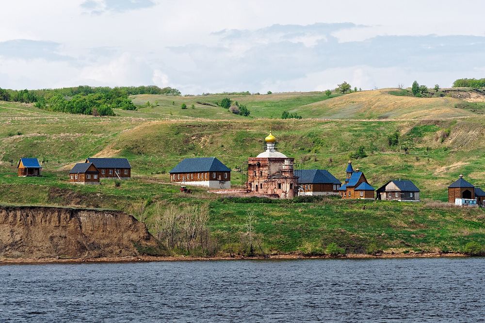 Волга, Кашпирский монастырь
