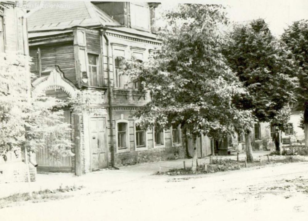historic wooden buildings