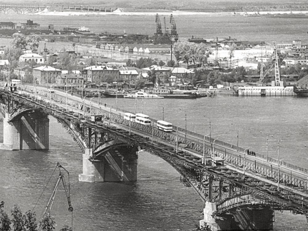 Kanavinsky Bridge