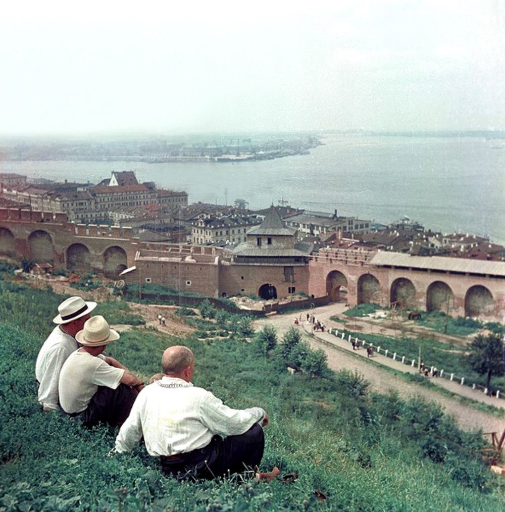 Панорама кремля со Стрелкой, вид с откоса. Горький, 1950-е