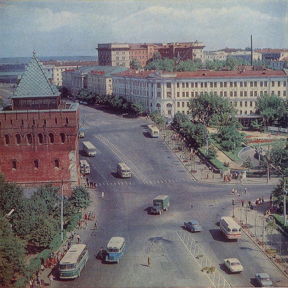 Площадь Минина и Пожарского, Дмитриевская башня и улица Советская. Горький, 1960-е