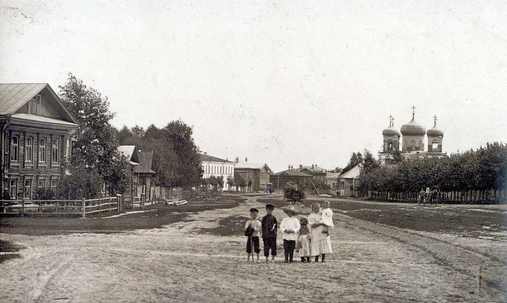 Ветлуга, жители на Костромской улице