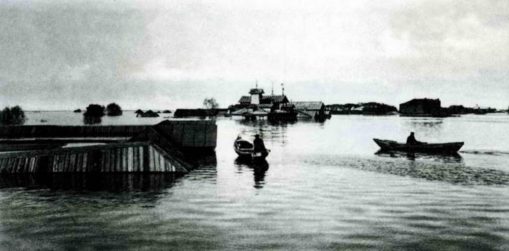Нижегородская ярмарка. Самокатская площадь во время розлива
