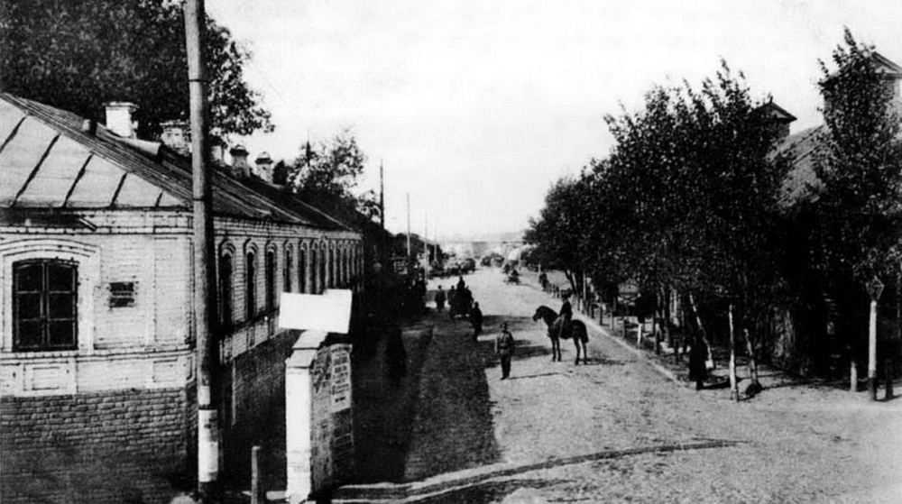 Нижегородская ярмарка. Ночлежный барак у Сибирских пристаней