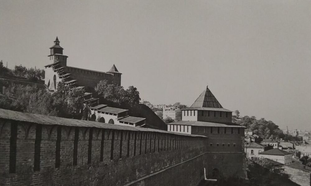 Часовая, Северная и Ивановская башни после реставрации. Фото С. Л. Агафонова, 1963 год