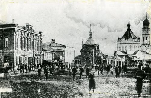 Center of the village of Bogarodskoye. View of the Chapel of Alexander II and the Church of the Resurrection of Christ