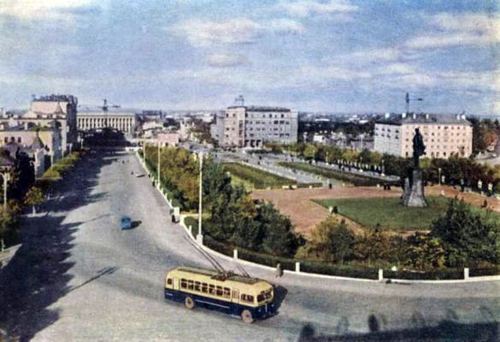 Gorky Square, 1960s